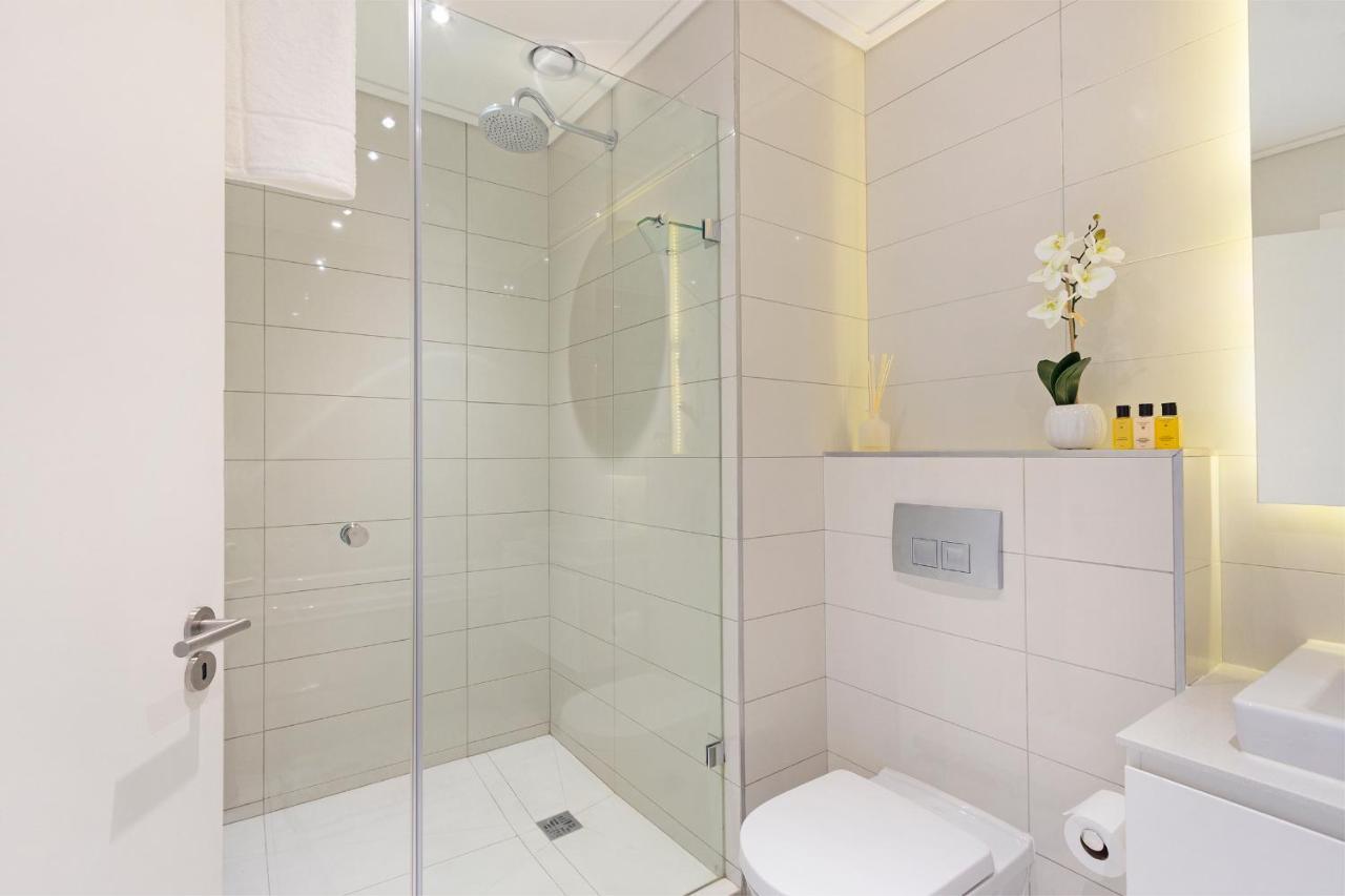 Stay In Luxury At Stonehill Place Cape Town Exterior photo